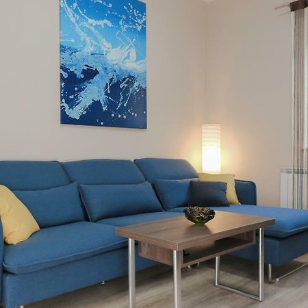 Apartamento Keko Supetar Exterior foto
