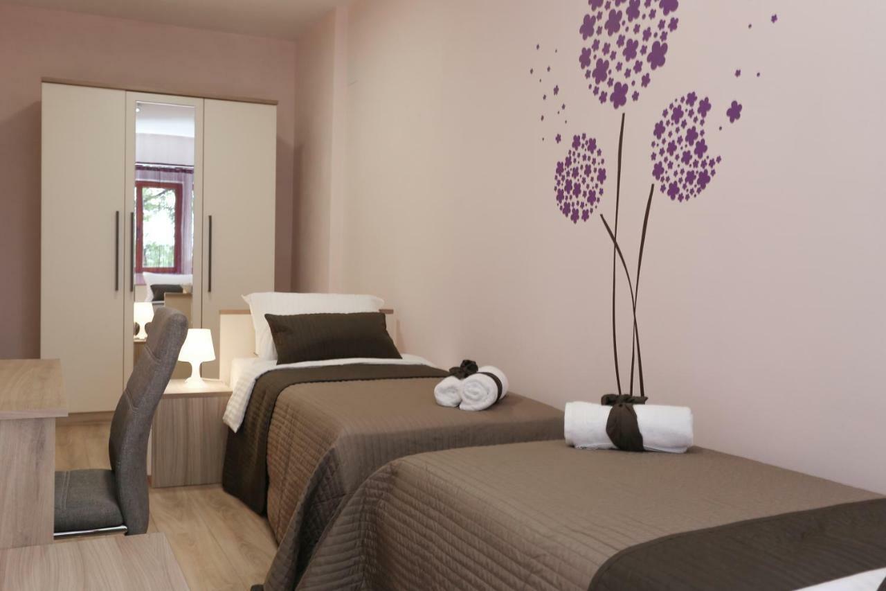 Apartamento Keko Supetar Exterior foto